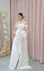 -LOVE SHINE婚纱·红鼎庄龙凤褂·妈妈装定制