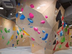 -ROCKPLUS攀岩馆(环宇城店)