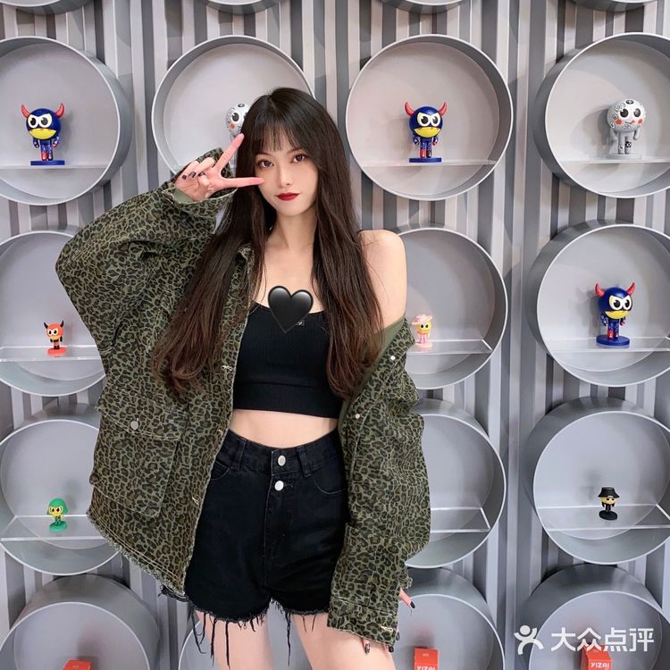 【看展】来伊份YIZAI也太可爱了吧🧡