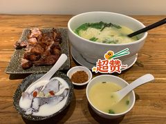 -茶花妹子云南餐厅(传媒大学店)