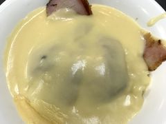 猪颈肉芝士捞公仔面-新记餐厅(香槟大厦店)