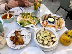 -丽莎沙拉轻食餐厅(国贸店)