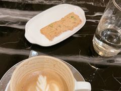 -Salon de Ville浦江汇(上海外滩华尔道夫酒店店)