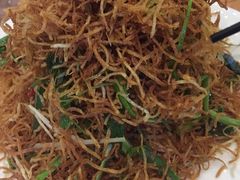 疯狂的土豆丝-大眼锅贴饺子(河西店)