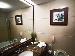-曲江惠宾苑宾馆(大雁塔大唐不夜城店)