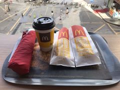 -麦当劳(龙洞店)
