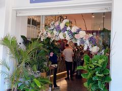 -FLOVIE FLORIST CAFE