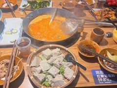 -贵厨酸汤牛肉(小十字店)