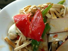 凉拌辣椒-关记·河南烩面·大盘鸡