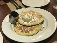 -Pancakes on the rocks(Darling Harbour)