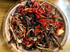 -隔壁老王·家常云南菜(花巷店)