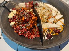 -瓜西西重庆火锅(花溪店)
