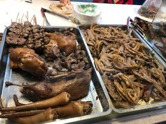 -王浩儿纪六孃甜皮鸭(乐山总店)