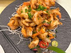 豉油皇中海虾-五谷芳乳鸽王(海景店)