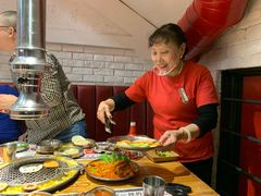-青瓦炭韩潮烤肉(花园道店)