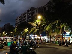 景观位-海大南门夜市(海富街店)