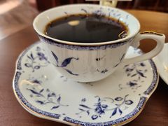 -Café Monson