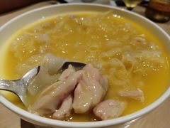 浓汤花胶鸡-避风塘(金山万达店)