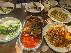 -东口码头·烧鸽子·鱼头泡饼·地方菜(金鹰悦城店)