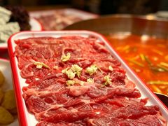 -毛辣果·贵州红酸汤牛肉火锅(西单店)
