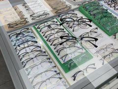 -潘多拉眼镜·蔡司依视路明月(潘家园店)