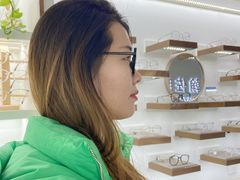 -翰佐蔡司小乐圆·依视路星趣控·暴龙眼镜折扣店