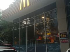-麦当劳(南京路2店)