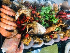 海鲜大排档-人和啤酒屋海鲜大排档(营口路店)
