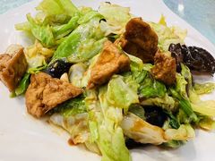 -六和聚传统烤鸭.天津菜(和平店)