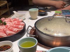 -洪氏嗨捞·猪肚鸡火锅(阳光天地店)