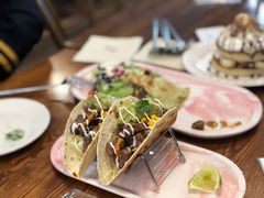 牛肉TACOS和鸡肉TACOS-AFS Cafe & Canteen(闽江二路店)