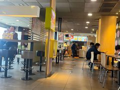 -麦当劳(百荣世贸商城店)