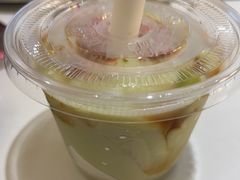 -亚龙湾亚泰商业街