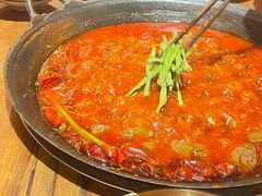 -旧街市鲜货老火锅(大光路店)