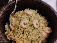 鲜虾石锅炒饭-白天鹅宾馆-宏图府餐厅