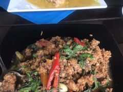 -Baan Ploy Samed Restaurant ร้านอาหารบ้านพลอยเสม็ด