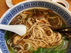 -沪西老弄堂面馆(定西路店)