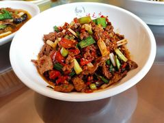 小炒黄牛肉-达旺·鸡毛店(巴南万达店)
