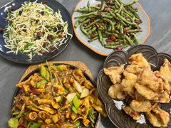 -鸿运大厨·大馅饺子·家常菜