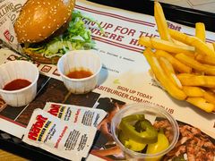 -The Habit Burger Grill 哈比特汉堡(复兴soho店)