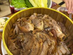 猪蹄包肉拼盘-喇喇排骨火锅·传统韩式脊骨汤(望京西园总店)