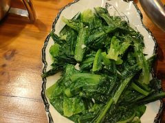 -梁姐啤酒鱼(兴坪古镇店)