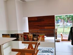 -Line来恩咖啡(石厦花园店)