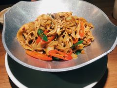 -吕氏疙瘩汤·海鲜新鲁菜(海州利群店)