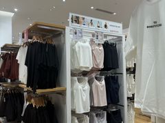 -优衣库(深圳万象天地旗舰店)