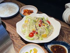 拌蔬菜-明洞阿姨·韩式酱蟹烤肉·创意料理(三元桥店)