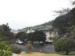 -杭州海华满陇度假酒店