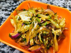 緬甸豬耳沙律-002鱼汤粉(龍園店)