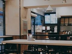 大堂-康师傅私房牛肉面(马泉营奥莱店)