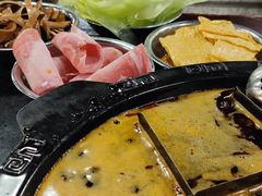 -邓莽子老火锅(中兴路总店)